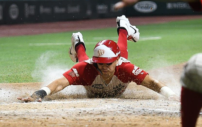 Diablos remonta y se queda con la serie frente a Sultanes 1 353134857 6707817632583863 2495151854905780178 n