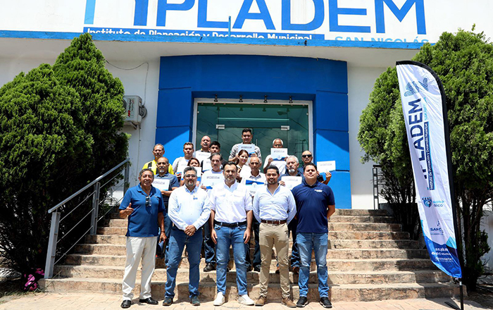 Capacitan a nicolaítas en plomería y electricidad 1 357596855 793923465531429 6115334404609578990 n