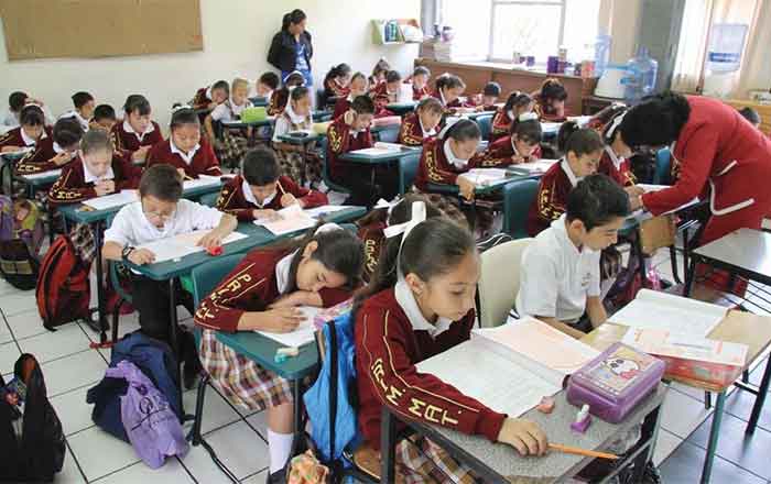 Ante ola de calor clases presenciales no serán obligatorias en NL 1 ALUMNOS