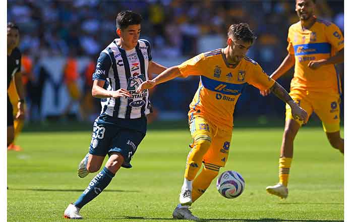 Tigres es campeón de campeones; vence a Pachuca 2-1 5 TIGRES 5