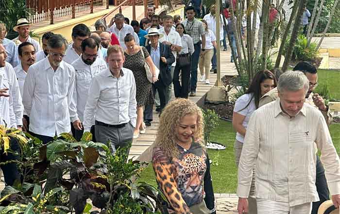 VISITA