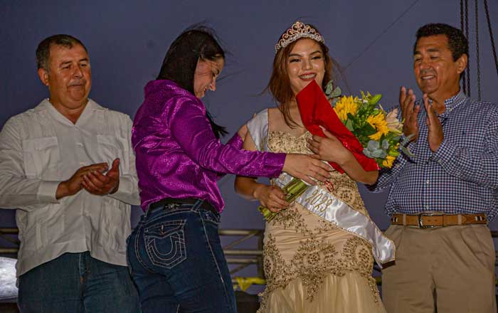 Inaugura alcalde Expo Feria Matamoros; cientos de familias asisten a ver a Chiquis 1 re