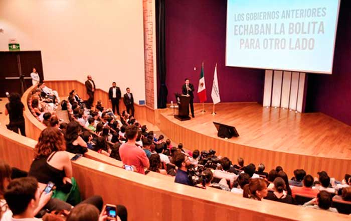 Presenta Samuel García su libro 'Federalismo Mexicano' en CDMX 1 saf