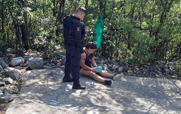Rescatan a senderista por golpe de calor 1 356189010 560076572796558 8673457479218045027 n
