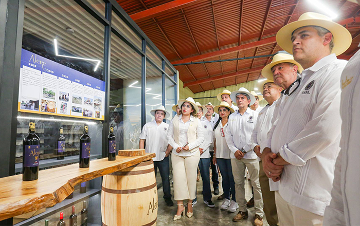 Producirá UANL vino 100% hecho en Nuevo León 3 356811602 1636860376823704 739413764910735067 n