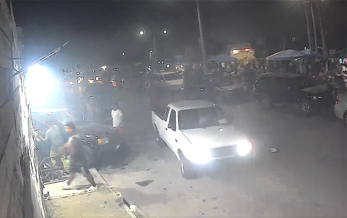Se impacta contra negocio y atropella a un niño en Matamoros 2 361632597 635708168503892 7013666690361022491 n