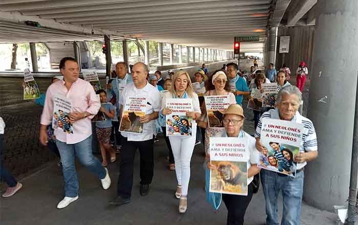 Al grito de ‘Viva Cristo Rey,’ marchan contra despenalización del aborto en NL 1 ABORTO