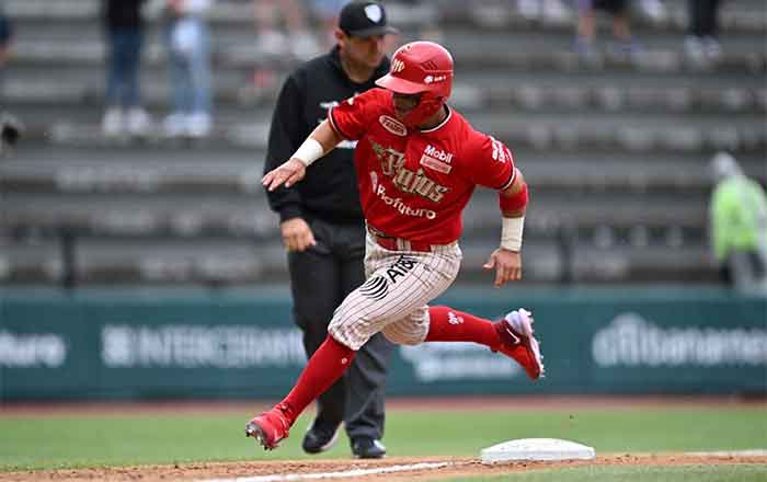 Diablos barre a Bravos y lleva a 11 victorias en casa 2 DIABLOS 3 1