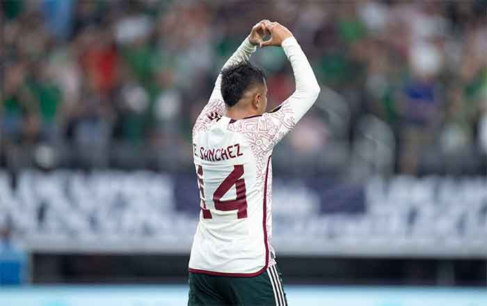 Tri logra su pase a las semifinales; vence a los Ticos 2-0 1 ERICK SANCHEZ