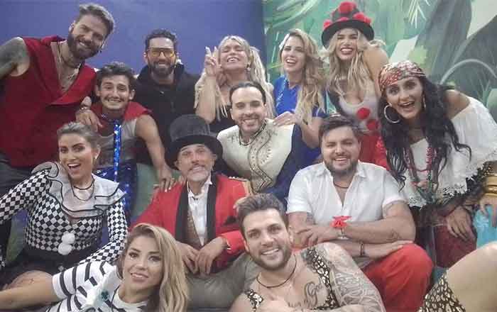 FAMOSOS