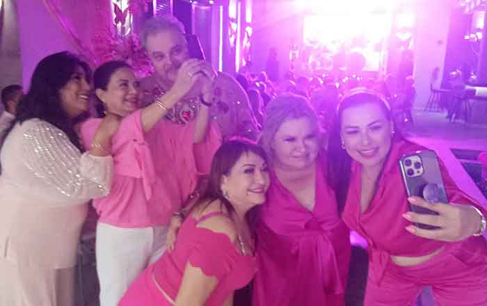 Festejan reynosenses al estilo Barbie 8 FOTO 8