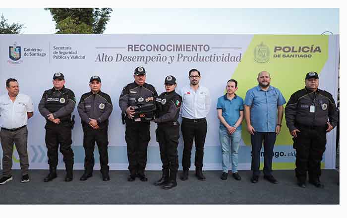 Fortalece alcalde corporación de Seguridad Pública de Santiago 1 SANTIAGO 2 6