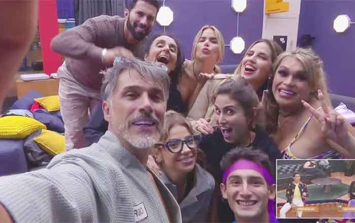 Las polémicas confesiones de 'La Barby' Juárez en LCDLFM 1 SERGIO MAYER