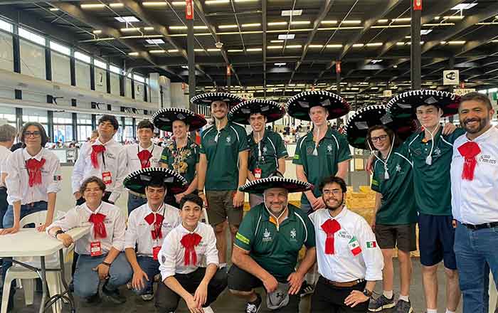 Gana UANL 1er lugar en torneo internacional de robótica en Francia 1 UANL 2 1