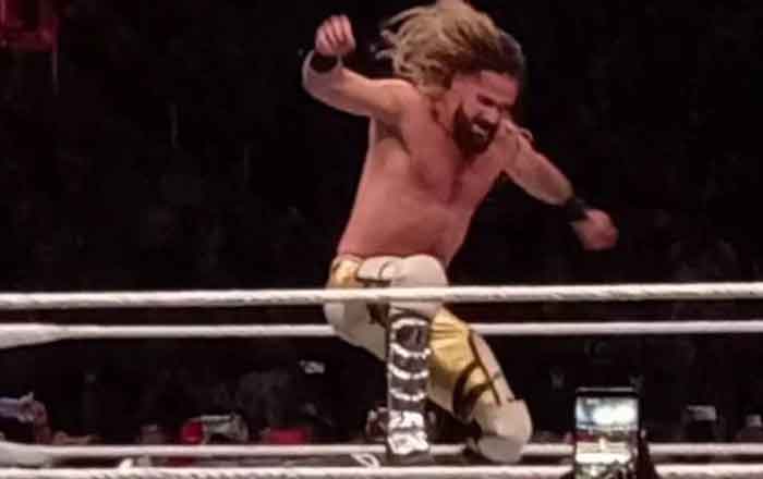 Rollins, Rhodes y Mysterio salieron triunfantes en la WWE 1 WWE 2