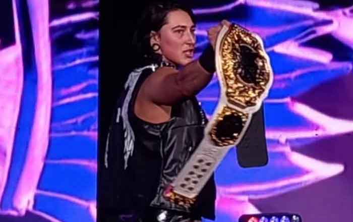 Rollins, Rhodes y Mysterio salieron triunfantes en la WWE 2 WWE 3