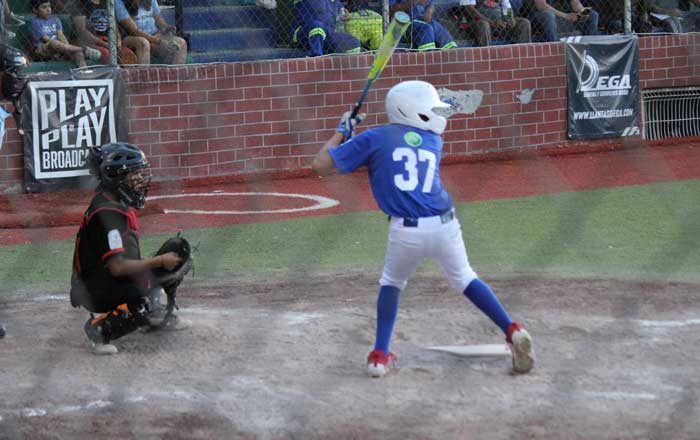 Asegura Villa del Refugio pase a semifinales 5 vila