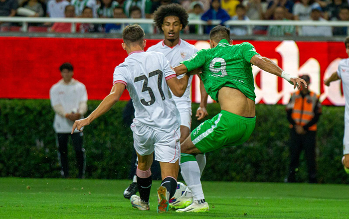 Sevilla vence al Betis con gol de último minuto 2 360013733 602715421945504 2882903051432193075 n