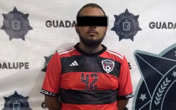 Arrestan a tres por amenazas a guardias del BBVA 1 364202092 497690862560487 7454110636879875870 n