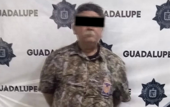 Arrestan a tres por amenazas a guardias del BBVA 2 364209951 171901629239062 2822991647920613049 n