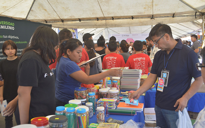Ofertan artículos escolares con descuentos en Reynosa 3 366101918 1499461317258699 621866277971470702 n