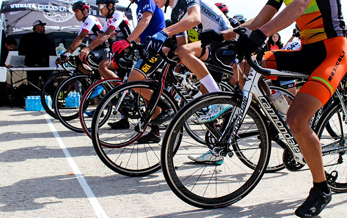 Ciclistas protestan por muerte de Alejandra 4 367537675 1478557276213621 141714162446164189 n