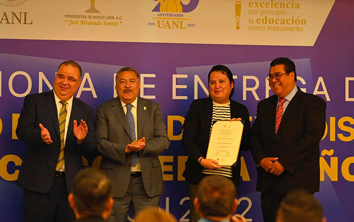 Entregan los Premio Estatal de Periodismo ‘Francisco Cerda Muñoz’ 2 368566950 1397478640841229 1032941300035381467 n
