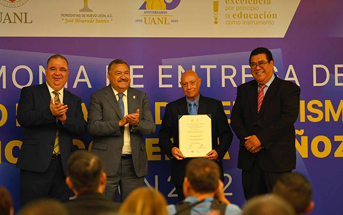Entregan los Premio Estatal de Periodismo ‘Francisco Cerda Muñoz’ 3 368584950 235302639484642 2382139479457733054 n