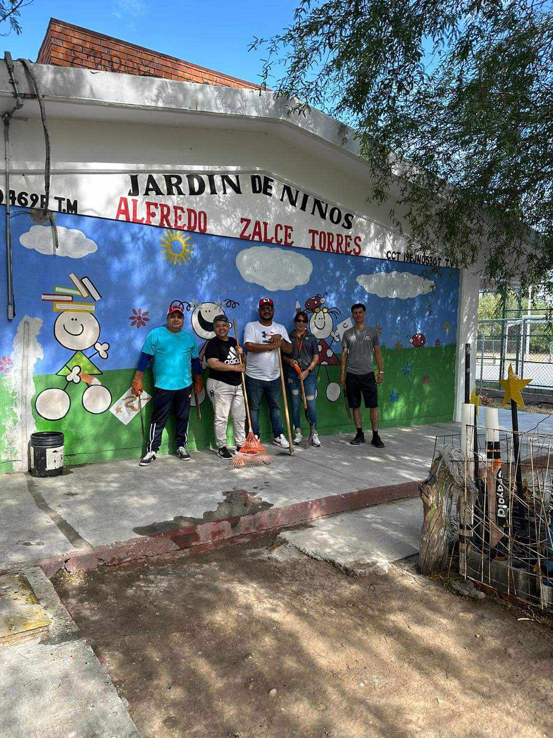 Más de un millón de alumnos regresan a clases en Nuevo León 4 372153817 3386954528282876 1186494642152513351 n