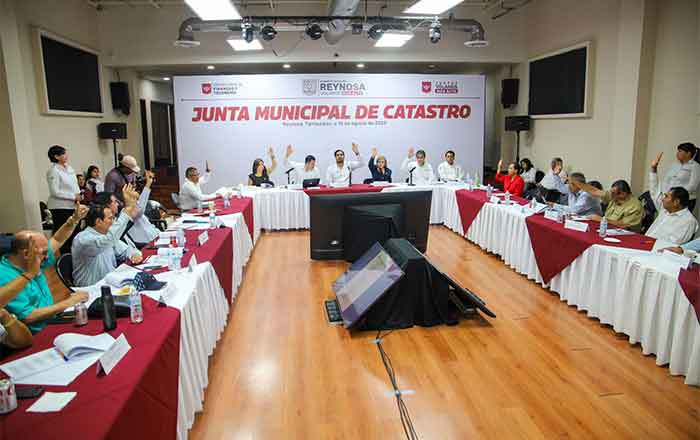 Sesiona Junta Municipal de Catastro del Ayuntamiento de Reynosa 1 ALCALDE 2 12