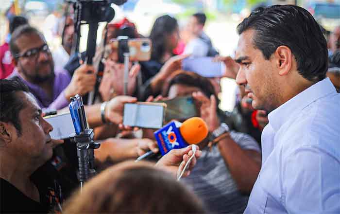 Asiste Carlos Peña la salud de ciudadanos 1 ALCALDE 2 14