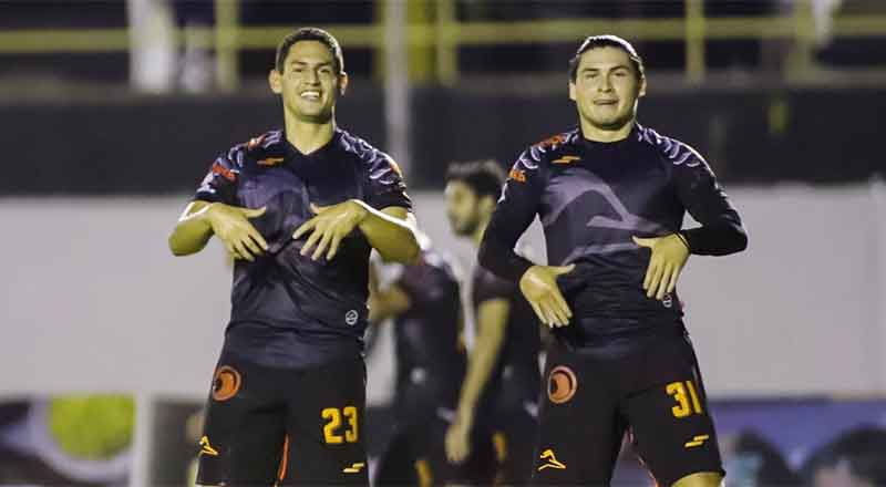 'Los Corre' caen 4-3 ante Venados 1 CORRE 3