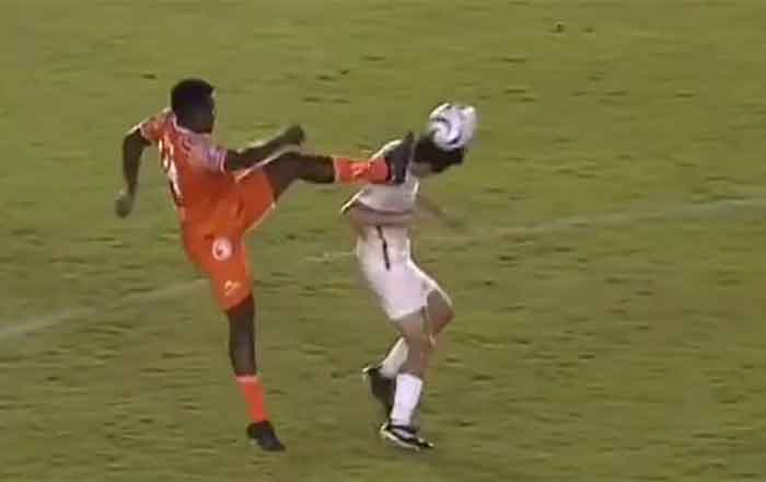 Joao Maleck da patadón en rostro de jugador cancunense 1 JOAO MALECK