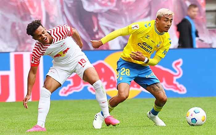 JULIAN-ARAUJO