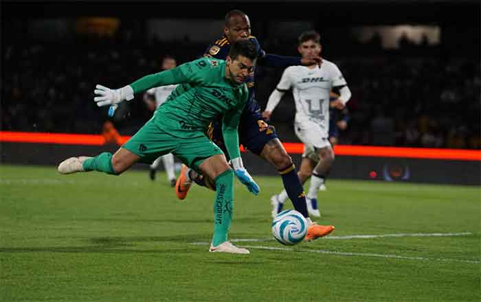 Tigres cae de visita ante Pumas 2-1 4 PUMAS 2