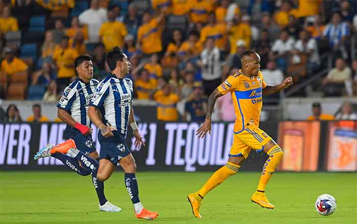 Rayados vence a Tigres 1-0 en Clásico Regio 9 TIGRES 2