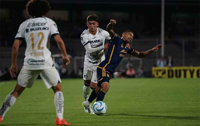 Tigres cae de visita ante Pumas 2-1 1 TIGRES 5