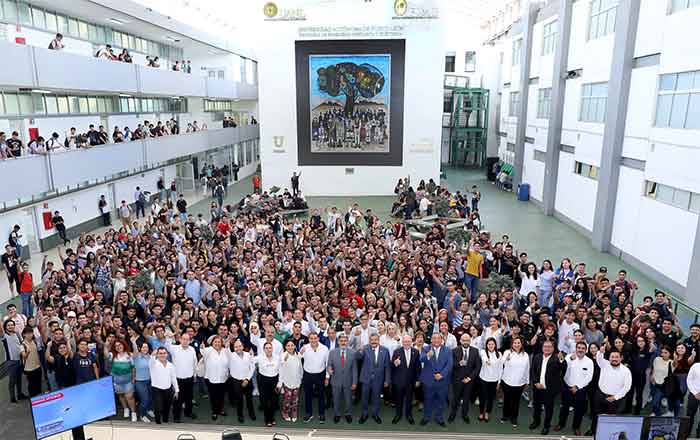 Da UANL bienvenida a 216 mil estudiantes 1 UANL 1