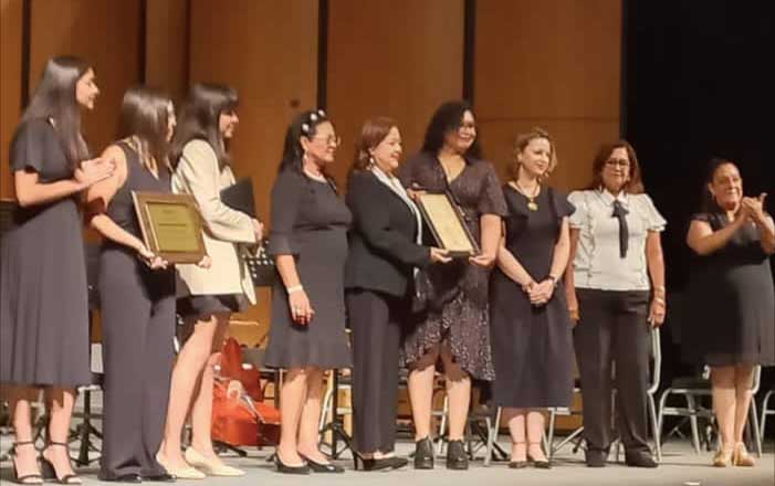 Rinde Gobierno de Matamoros homenaje póstumo al Mtro. Juan Francisco Batalla Bahena 1 as 1