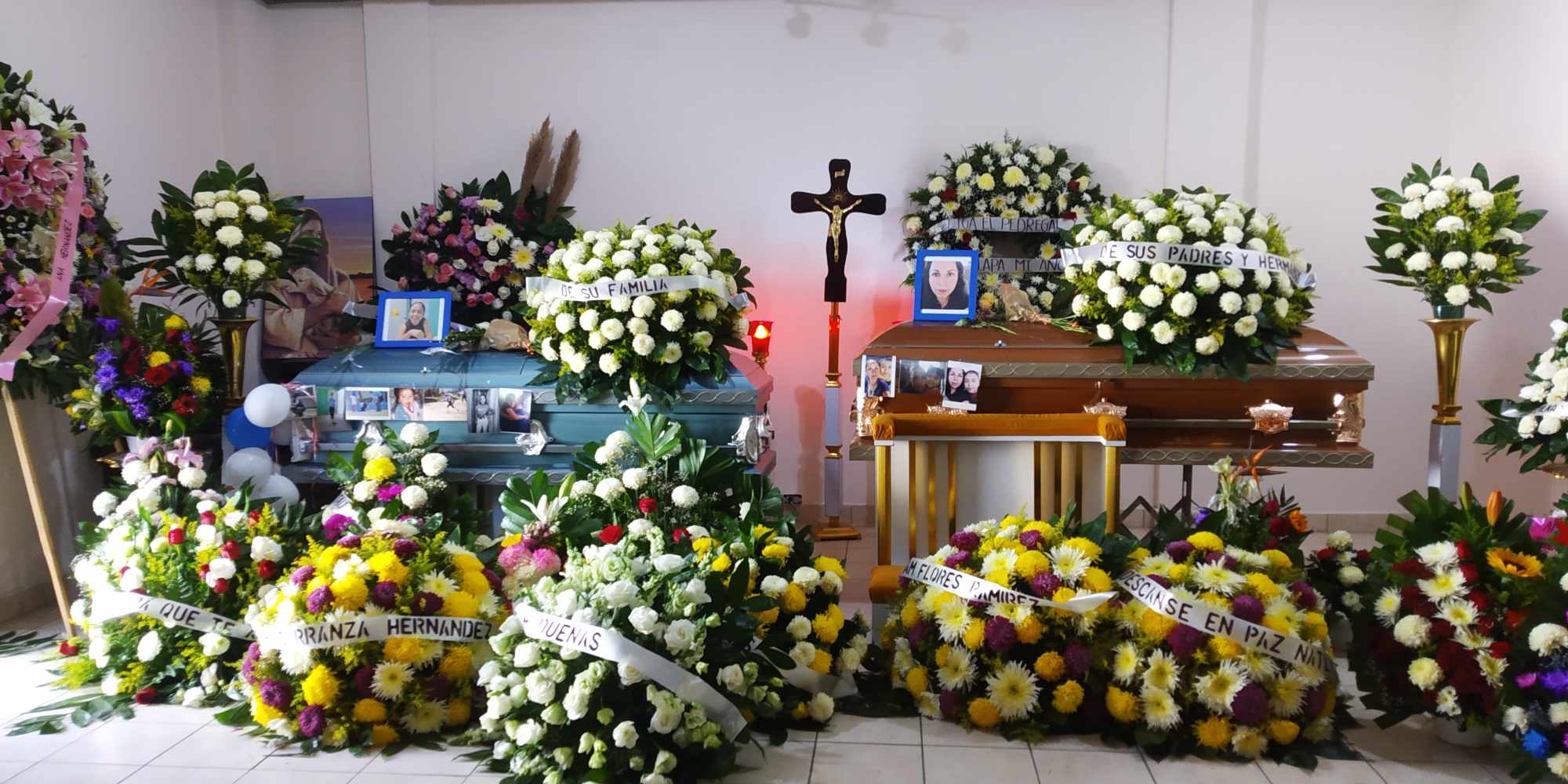 Dan último adiós a Cristina y Nataly 3 373447846 1093344451638234 1732290279170017503 n