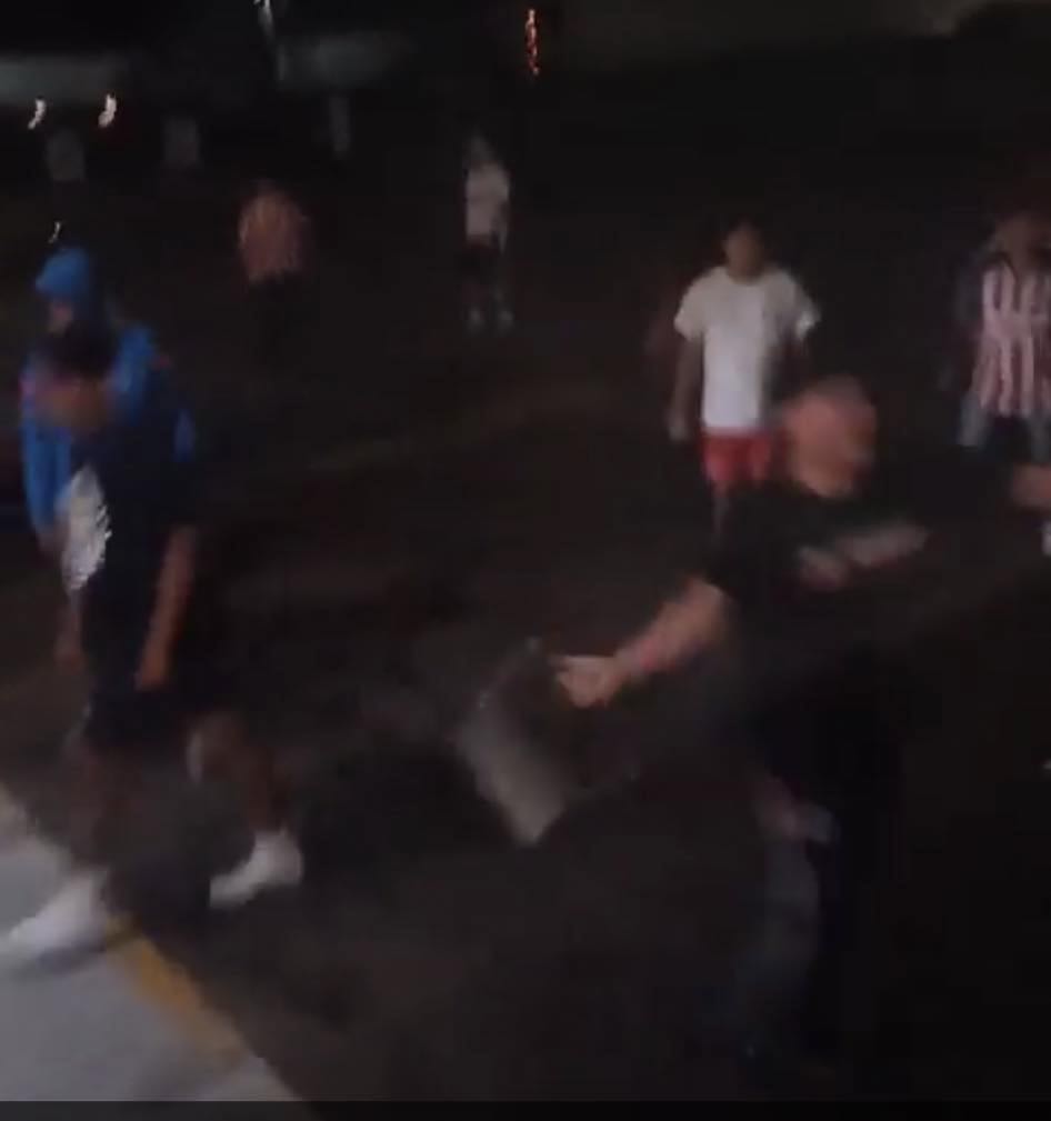 Agreden a afición rayada en Guadalajara; policía culpa a regios 1 373470901 1348498725751648 5911454429987121737 n