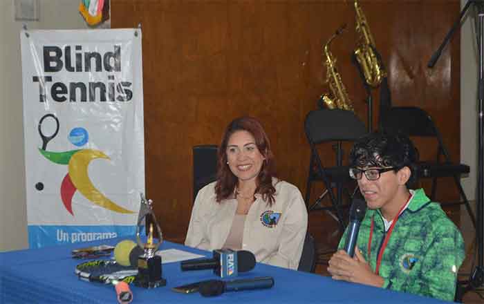 Joven reynosense logra bicampeonato en el 'blind tennis' 1 ADRIAN 2