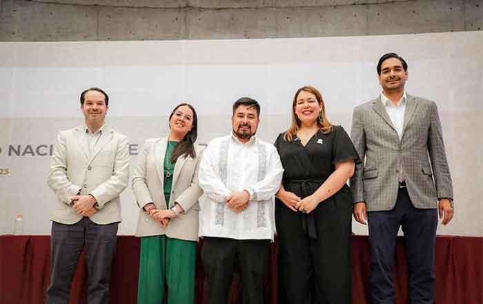 Destaca Carlos Peña en Encuentro Nacional de Autoridades Jóvenes 1 ALCALDE 2 5