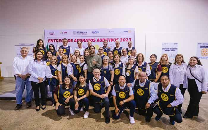 Atiende Carlos Peña salud de familias reynosenses 1 ALCALDE 2 7
