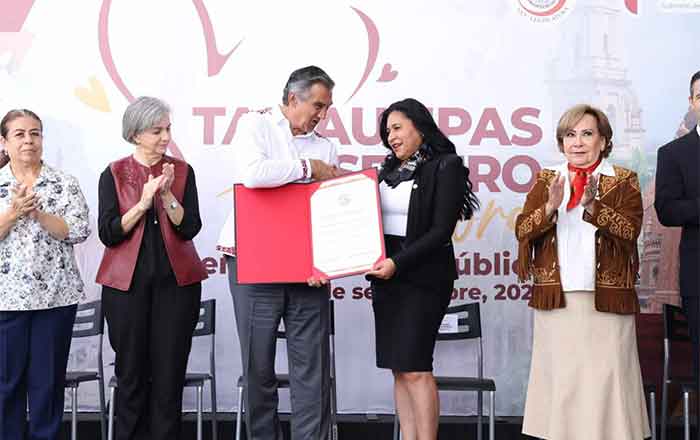 Gobernador recibe reconocimiento por lucha contra el cáncer 1 AMERICO 2