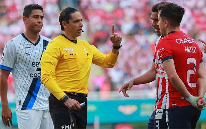 CHIVAS