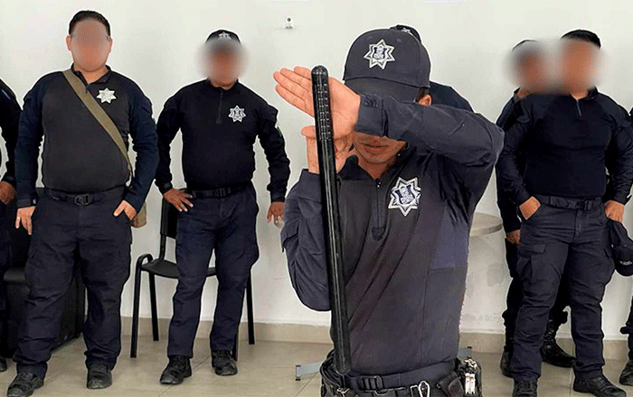 POLICIAS