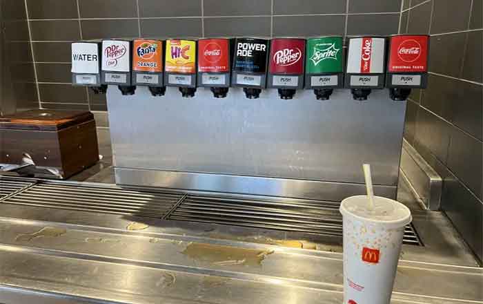 McDonald’s retirará máquinas de refrescos del autoservicio 1 REFRESCOS