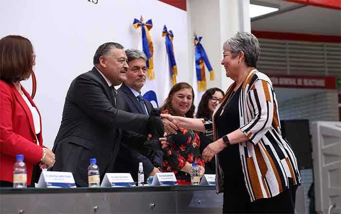 Ciencias Químicas: 90 años de ser un polo científico de la UANL 1 UANL 2