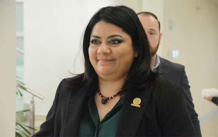 URSULA-SALAZAR